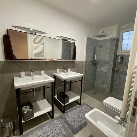 All'otto Nel Cuore Della Savone