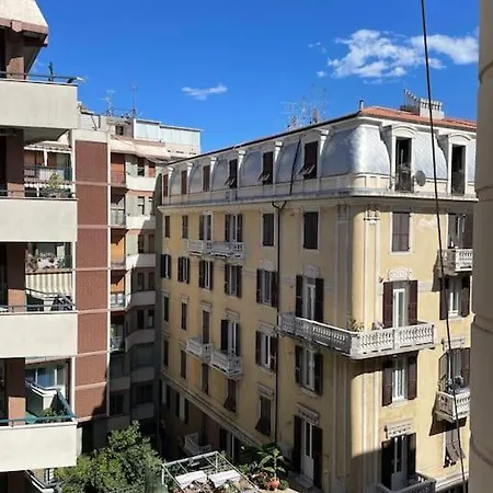 All'otto Nel Cuore Della Citta Savona