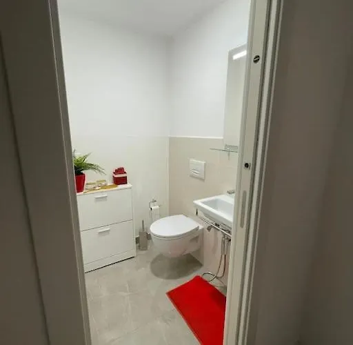 All'otto Nel Cuore Della Citta